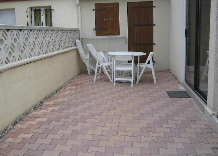 Дом отдыха Maison Charmante Avec Terrasse A